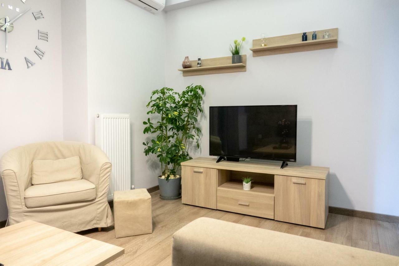 Real New Flat - 1' To Metro - Direct Acropolis,pireus - Heating And Cooling System * Athènes