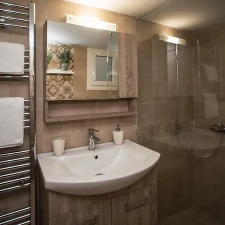 Real Central New Flat - 1' To Metro - Direct Acropolis,Pireus - Best Heating And Cooling System Athene Buitenkant foto
